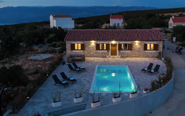 Villa Nika