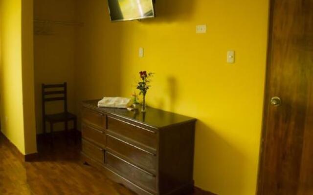 Montreal Hostal