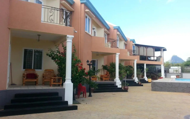 Valvanta Resort 3, Flic en Flac