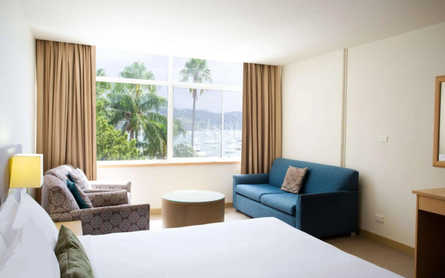 Mirage Hotel Newport