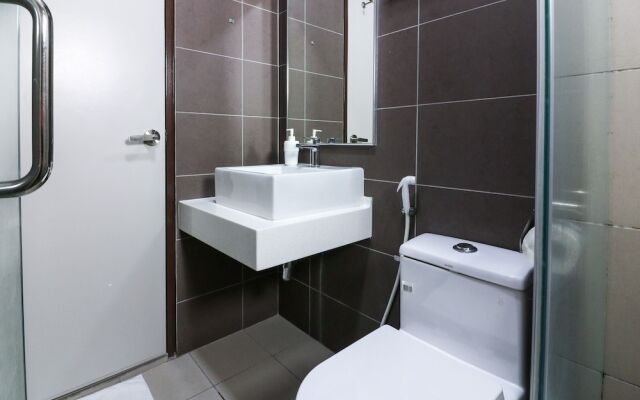 Victoria Home Sentrio Suites