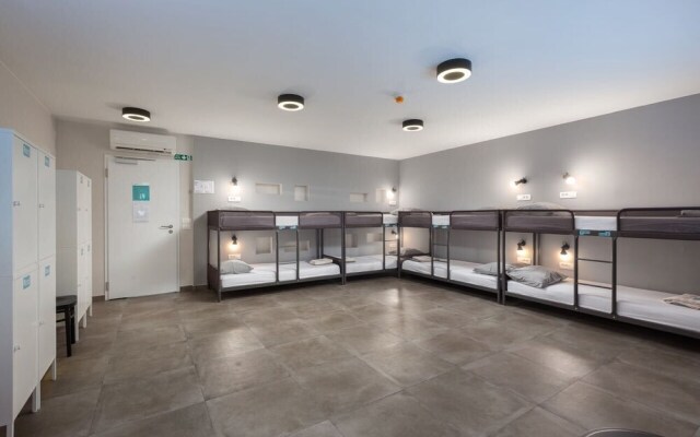 Hostel Makarska