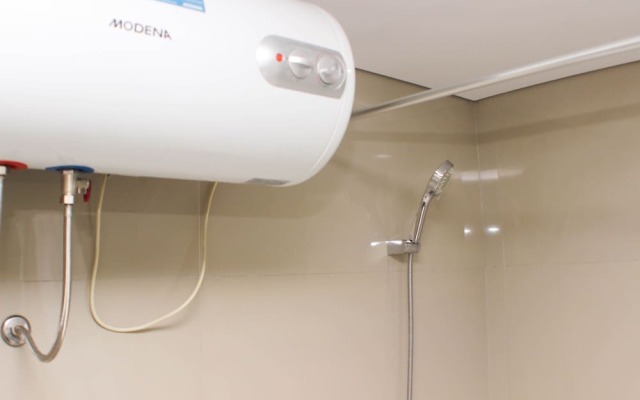 Cozy Studio At Azalea Suites Apartment