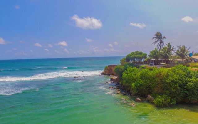 Dinsara Pearl Villa