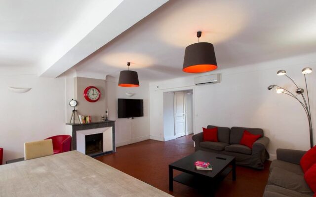 Backpackers House
