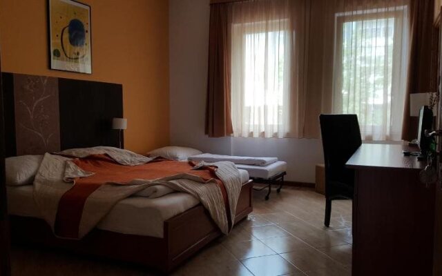 Aquarius Guesthouse