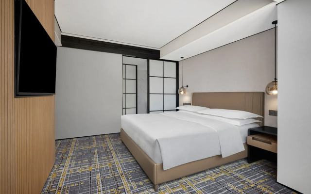 Sheraton Chengdu Lido Hotel