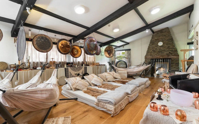 Cowslip at Gorslwyd - Sound Retreat