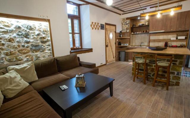 The Backyard Fisherman's House