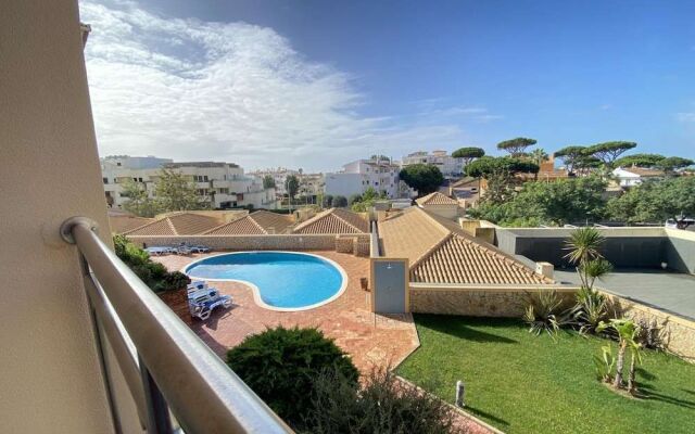 Albufeira Sunny Style With Pool By Homing