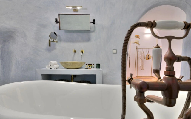 Namaste Suites by Oias Local Cavehouses