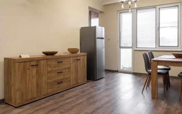 Apartment 8