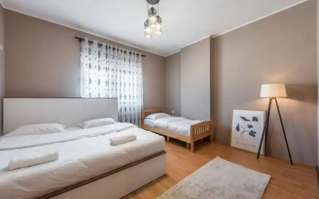 The Peace-up Apartment