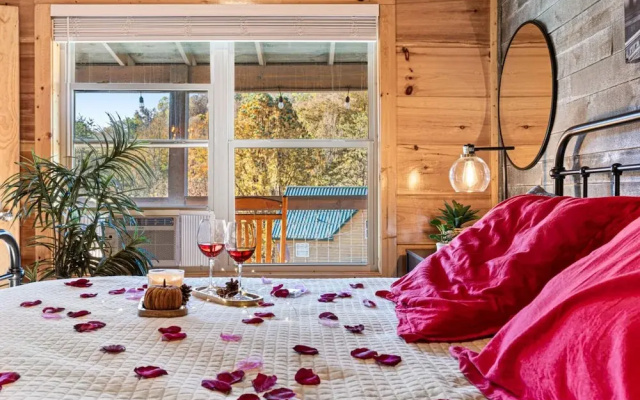 Family Oasis By Ghosal Luxury Lodging