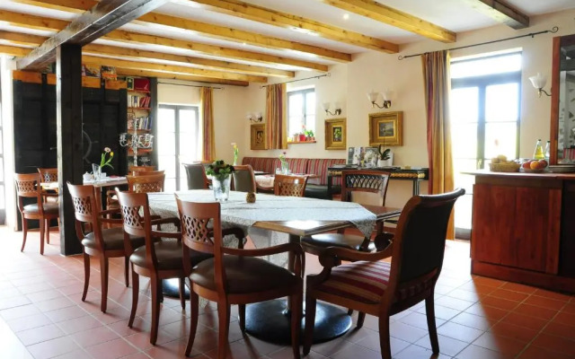 Hotel Schlossresidenz Heitzenhofen