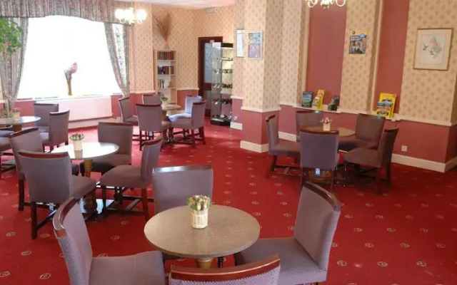 Devon Towers Hotel