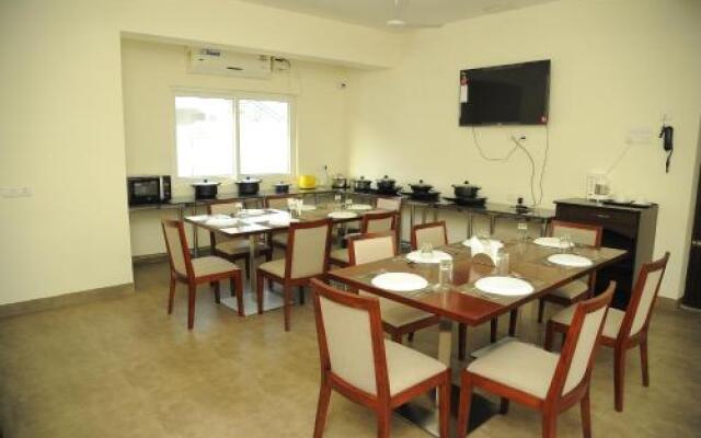 Stay Bay Service Apartments