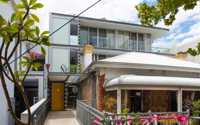 The Nest - Bright Space on Newcastle St with Roof Terrace