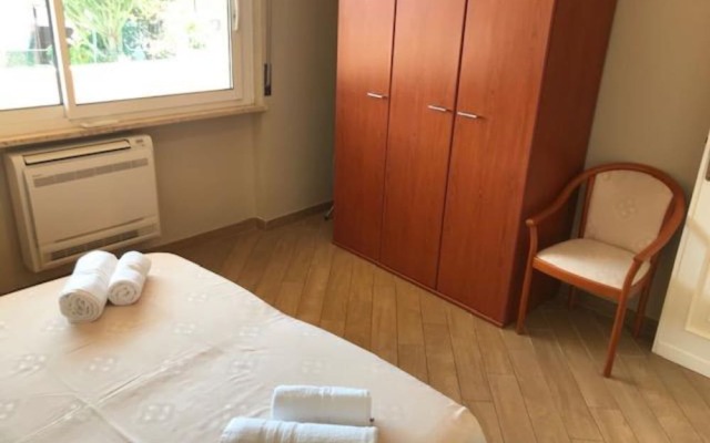Alghero Charming Apartments, Steps from the beach