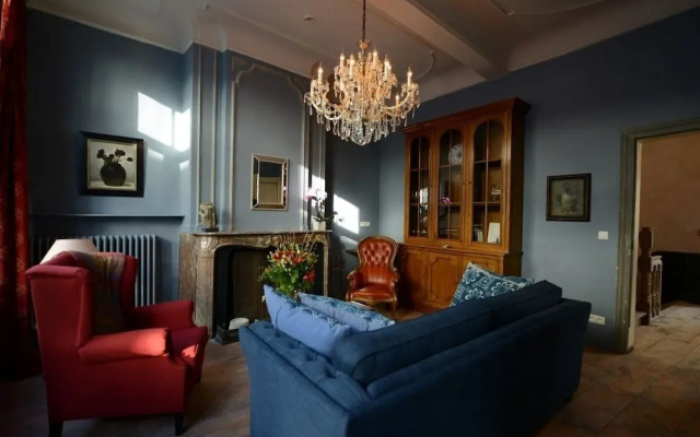 Ganda Rooms & Suites