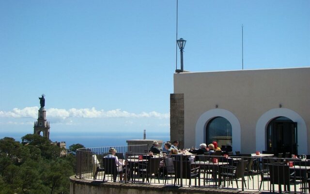 Petit Hotel Hostatgeria Sant Salvador