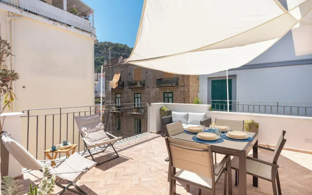 Luxury New Sorrento Home With Terrace - Sleeps 12