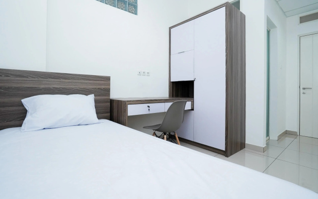 OYO Life 2462 Kost Surabaya