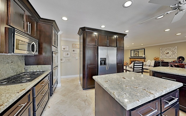 8131indi 2 Bedroom Home