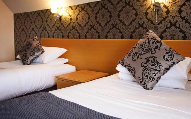 Abbey House Hotel