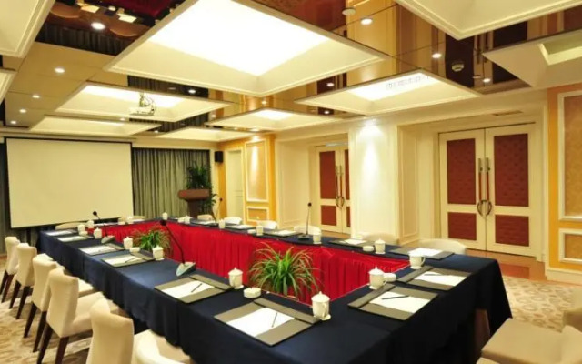Fenghua Pacific Hotel