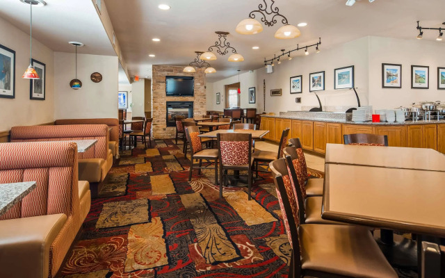 Best Western Swiss Clock Inn