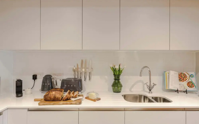 Waterside Living I Luxe Apartments