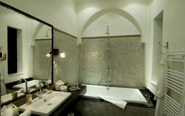 Riad Idra