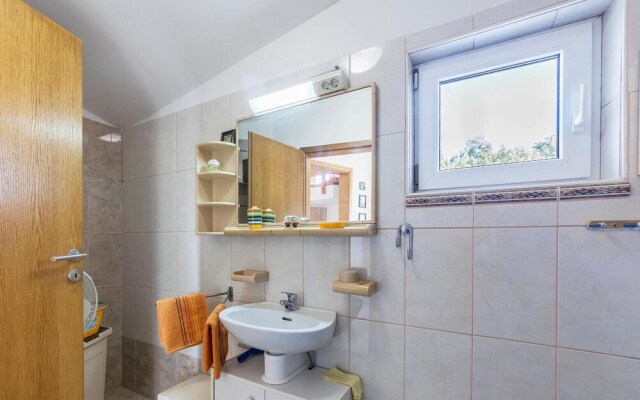 Awesome Apartment in Barbariga With 2 Bedrooms and Wifi