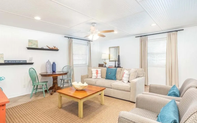 Bikini Bottom by Tybee Vacation Rentals