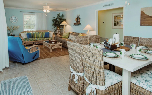 Serene Steinhatchee River Home w/ Boat Dock