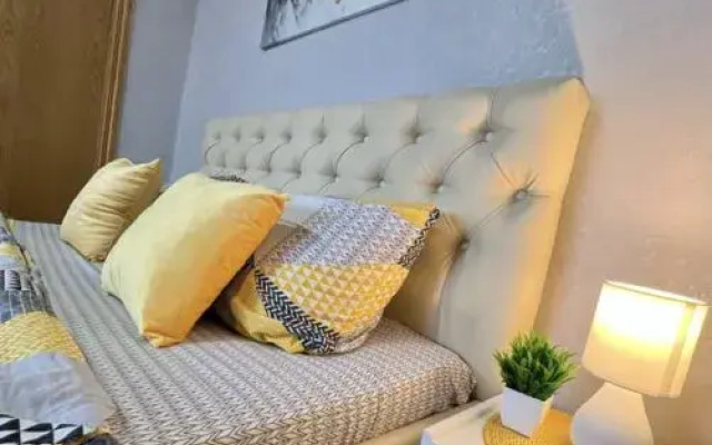 Апартаменты Суточно на улице Николая Чумичова, д. 34