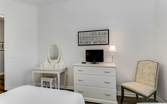 Casa Luna Deluxe 3 Bedroom Condo by Redawning