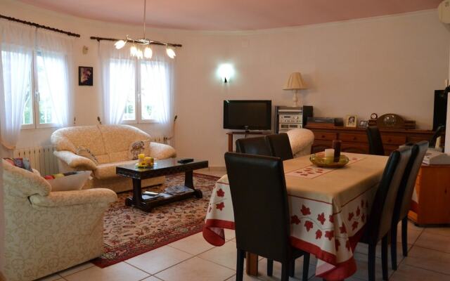 Chalet Blanca