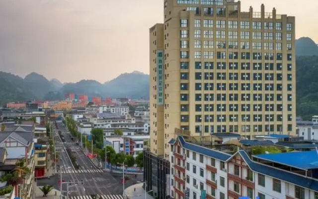 Diqiu Lvbaoshi Hotel – Outside – Qiannan