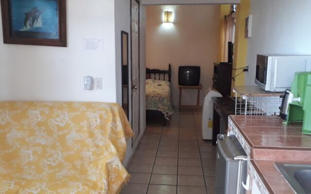 Casa Ana Ruth Hotel y Suites
