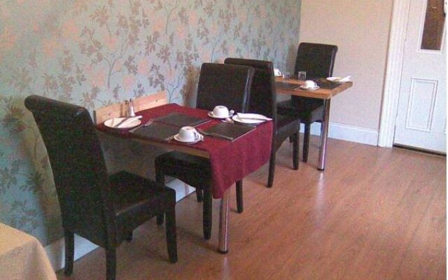 No 71 Bed  Breakfast