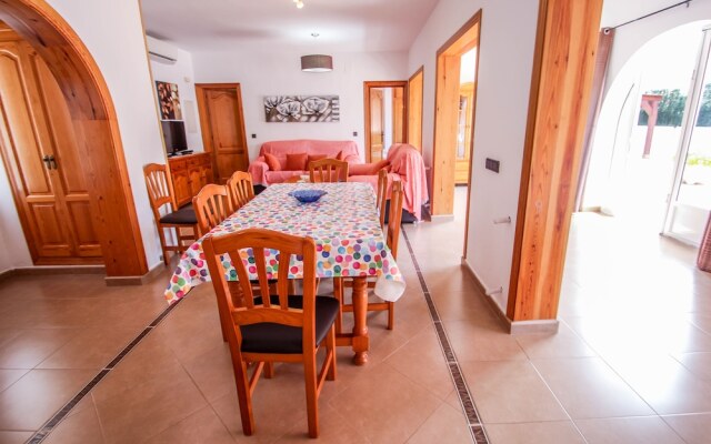 Mercedes - comfortable holiday accommodation in Calpe
