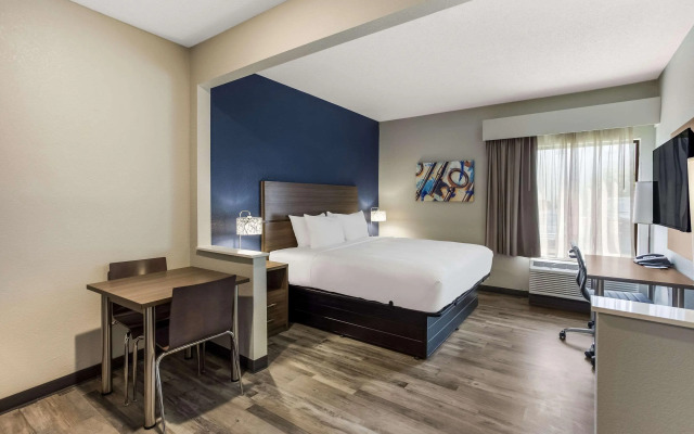 MainStay Suites Bourbonnais - Kankakee