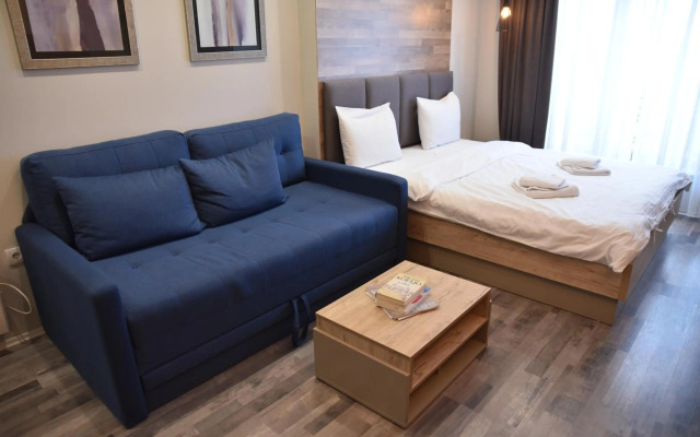 Milmari Apartment 43 Premier Pollo