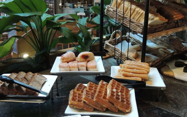 Pacific Bay Terraces