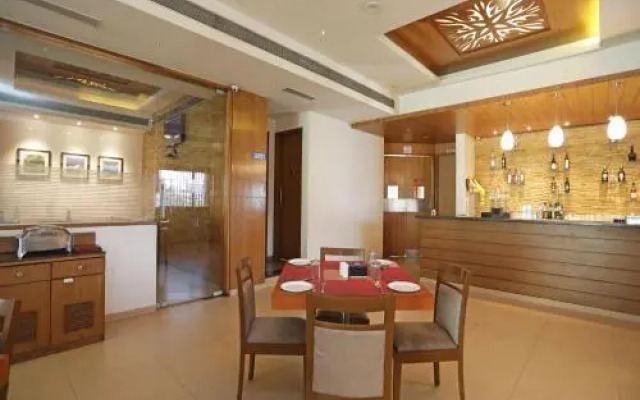 OYO Premium Bhosari MIDC