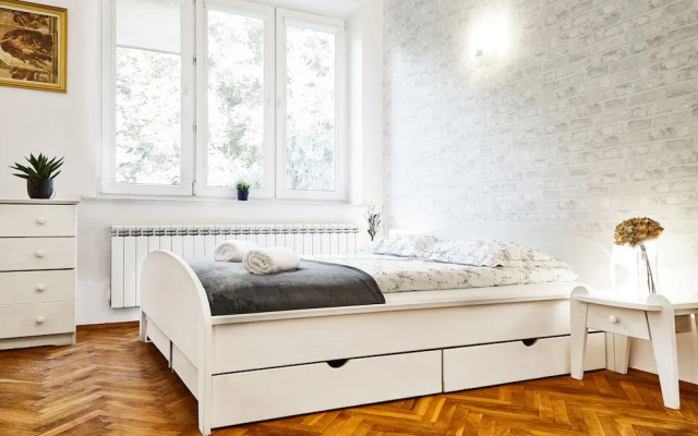 Wondrous Apartment Warszawska street