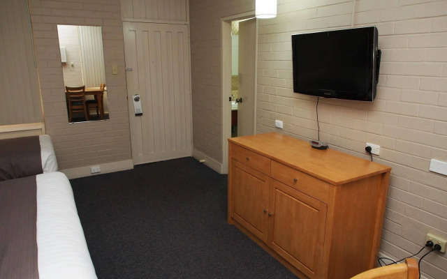 Dongara Hotel Motel