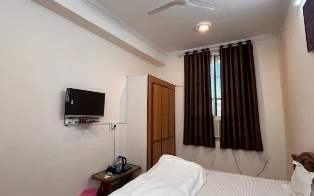 The Patel Stadium Hotel
